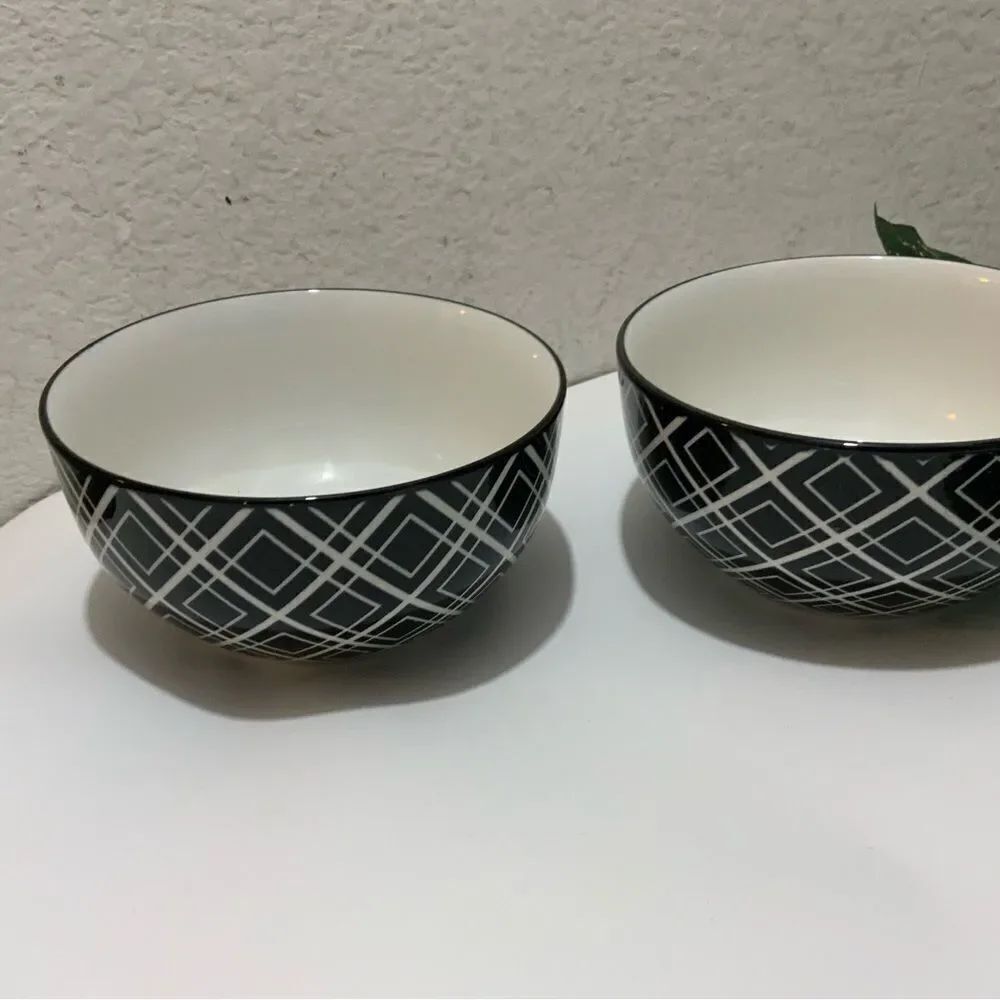 Lot of 2 Dover & York Black White Geometric Ceramic 5.5” Bowls B4